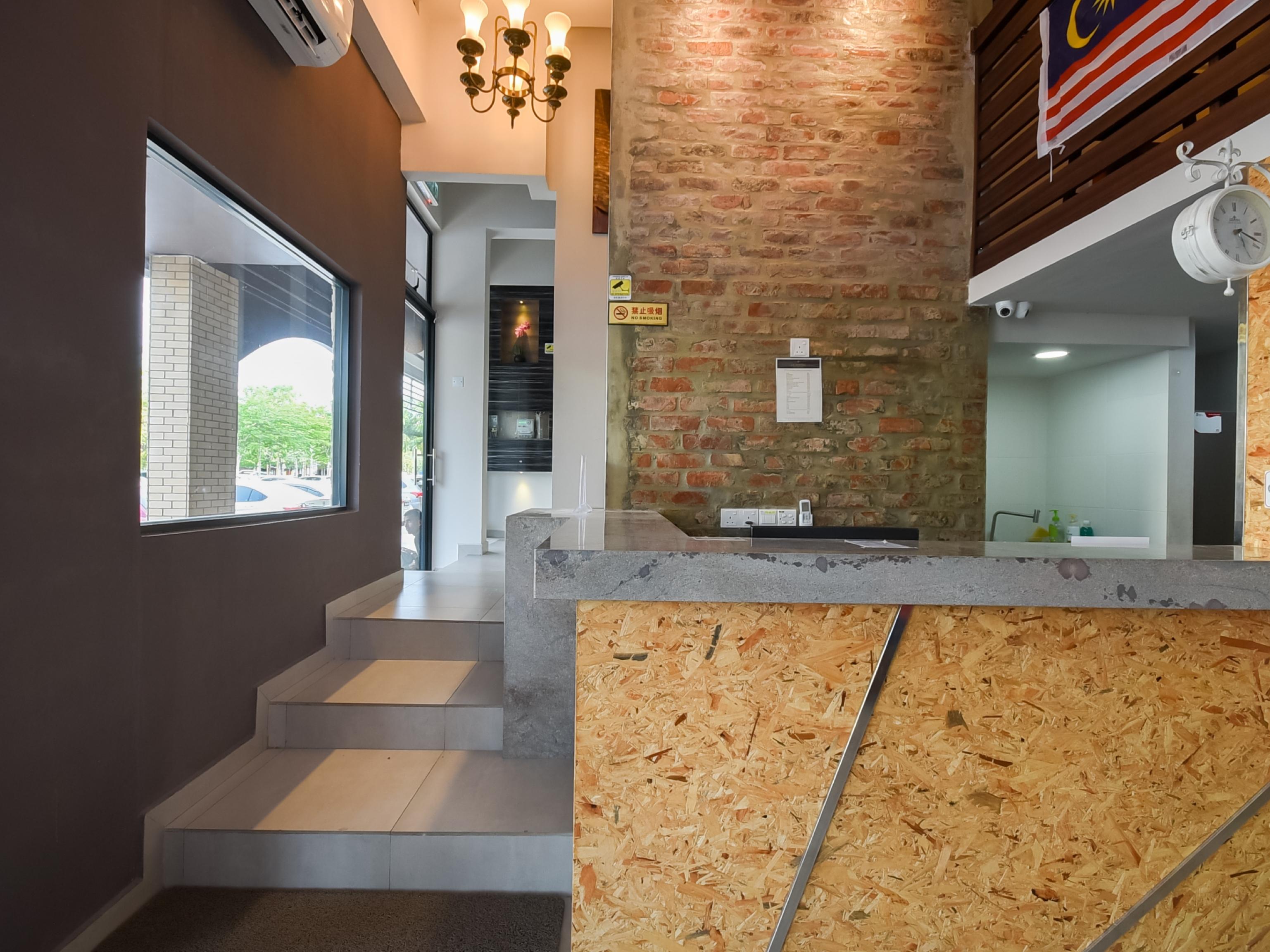 Oyo 1023 La Mirina Boutique Hotel Miri