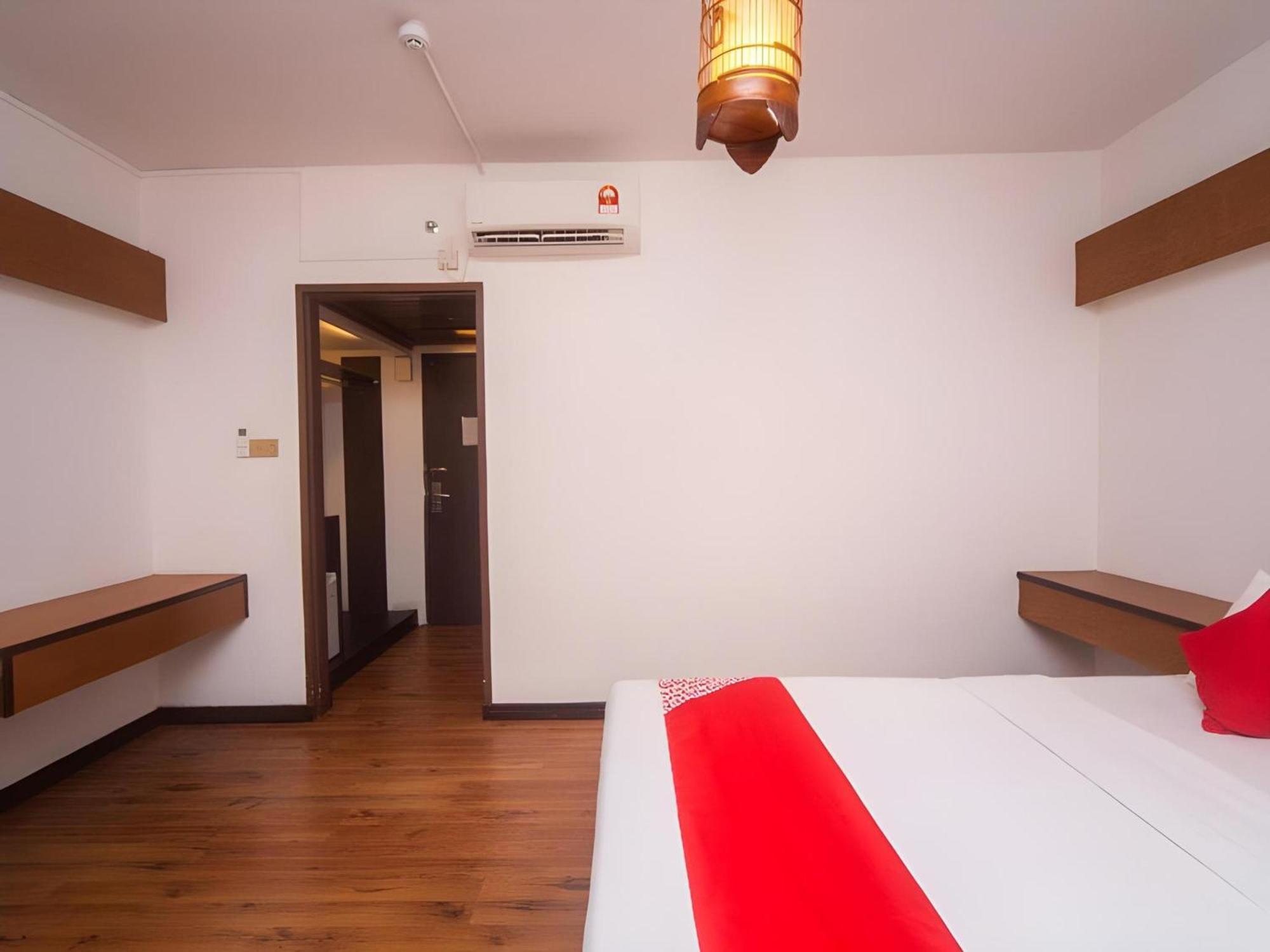 Oyo 1023 La Mirina Boutique Hotel Miri
