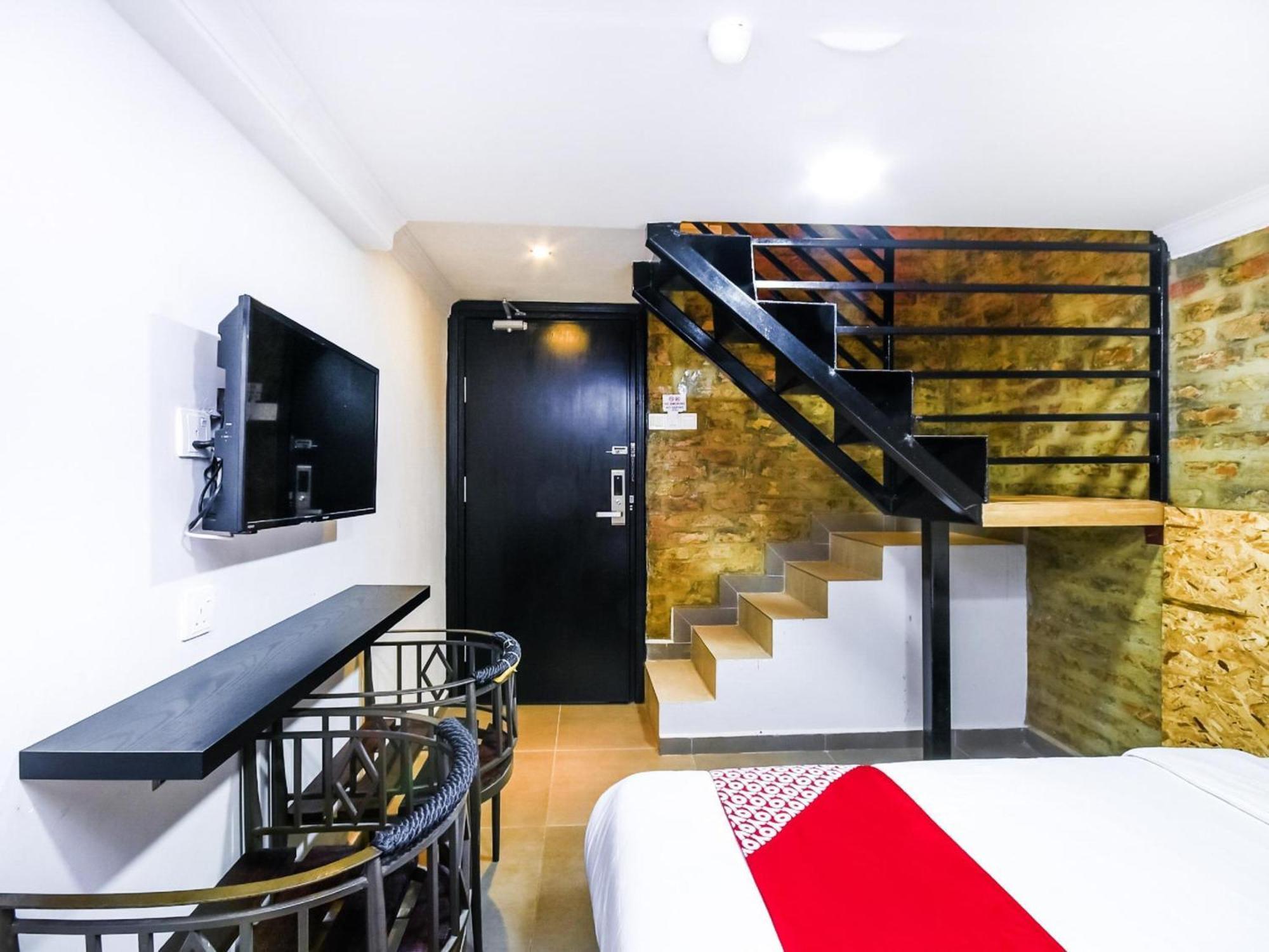 Oyo 1023 La Mirina Boutique 2*