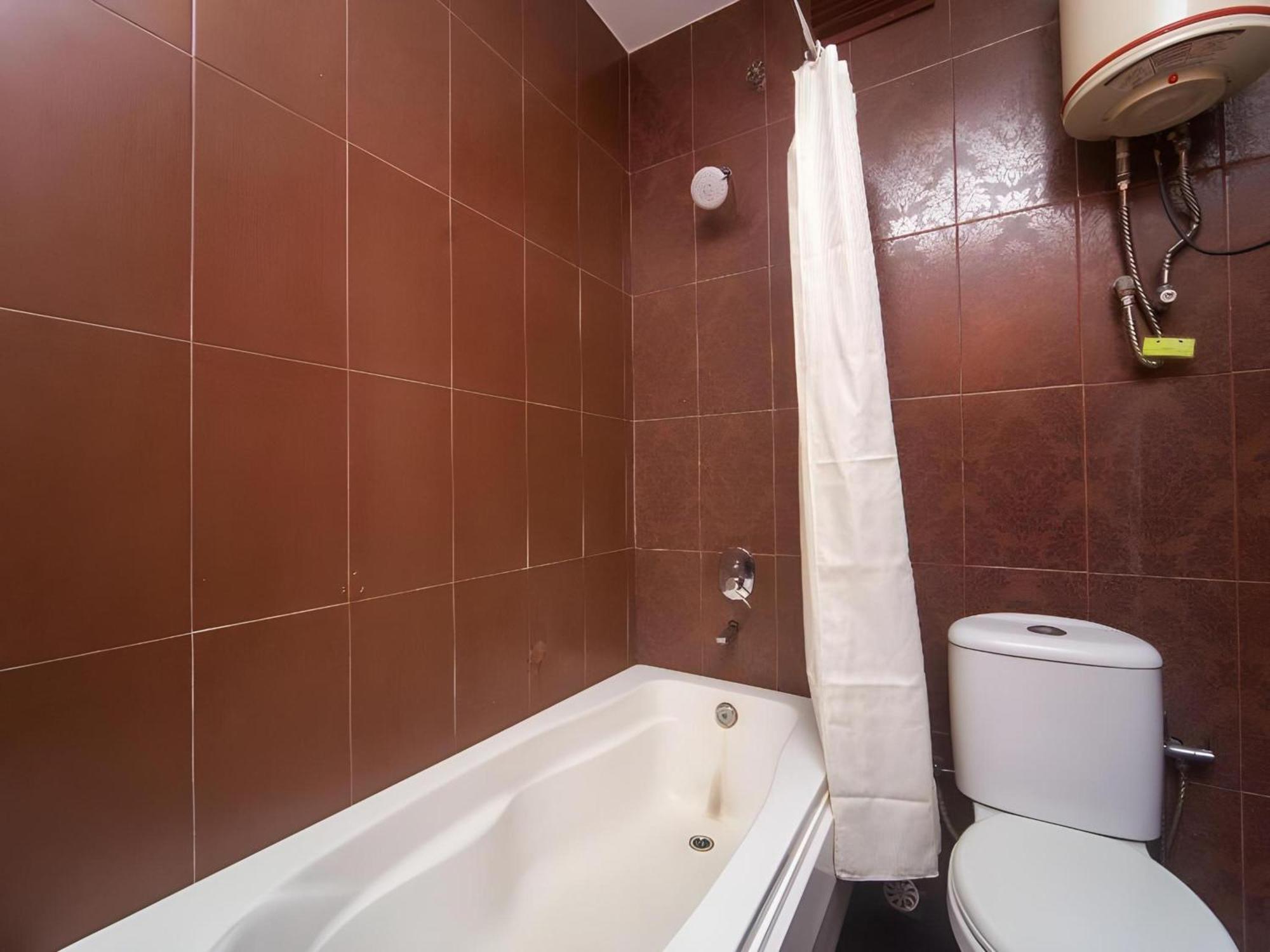 Hotel Oyo 1023 La Mirina Boutique